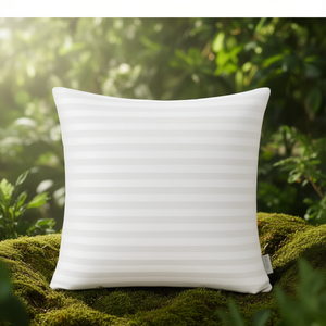 Almohada de Cama Tejida Suave de 24x24 Pulgadas - Cojín Decorativo para el Hogar y Hoteles - Product Image 3