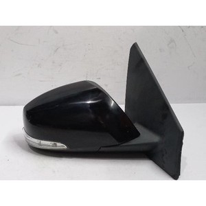 ฝาครอบกระจกมองข้างด้านขวา ฝั่งขวา (ฝั่งผู้โดยสาร) รุ่น 963730257R - Product Image 1