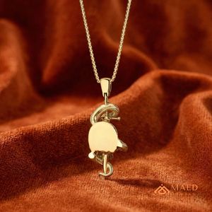 Collier pendentif en moissanite plaqué or 18 carats, design tête de serpent, bijoux de mode pour femmes et hommes, style joaillerie fine New York City, États-Unis - Product Image 5