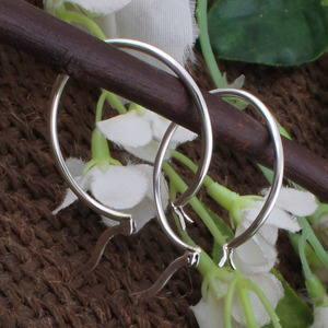 Pendientes Colgantes Vintage Hechos a Mano en Plata de Ley 925 para Bodas, Aniversarios y Fiestas - Product Image 5