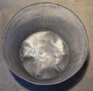 ถังขยะโลหะแบบพกพา น้ำหนักเบา สำหรับใช้ในชีวิตประจำวัน - Product Image 4