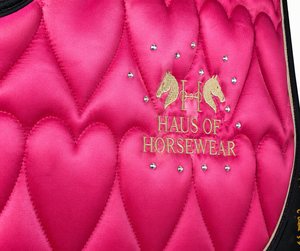 Couverture de cheval matelassée en forme de cœur élégante, imperméable, en velours de laine, avec rembourrage en peau de mouton, pour l'équitation, du fabricant Equine Riding House - Product Image 2