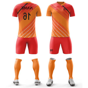 Tenues de football toutes saisons pour l'été – Kits complets en polyester/spandex haute extensibilité, maillot à manches courtes et short tricoté - Product Image 4