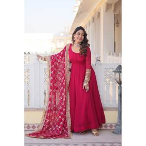 VESTIDO DE COLOR ROSA READYMADE ALIA CUT CON DUPATTA 2017 - Product Image 2