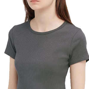 เสื้อครอปท็อปถักนิตติ้งแขนกุดแฟชั่นสำหรับผู้หญิง สวมใส่สบายๆ ในฤดูร้อน เหมาะกับชุดลำลองแนวสตรีทแวร์ เสื้อครอปท็อปสั่งทำสำหรับผู้หญิง - Product Image 4