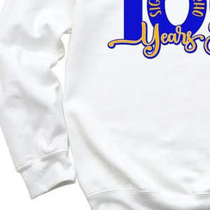 Sudadera de cuello redondo blanca para mujer, 100 años de servicio, estilo hermandad, de forro polar, informal, ropa griega, regalo de aniversario, personalizada - Product Image 2