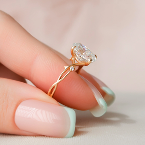 แหวนเพชรทรงรีสั่งทำพิเศษ แหวนหมั้น ชุบทอง 14K เครื่องประดับโรแมนติกสำหรับผู้หญิง - Product Image 2