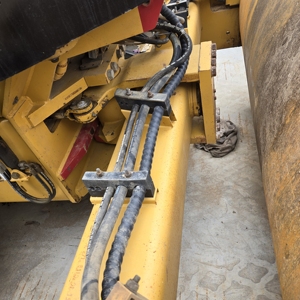Gebrauchte Caterpillar Einzel-Trommel-Vibrationswalze 17,45 Tonnen CAT C7.1 Motor 129,5kW Hydrostatischer Antrieb Bodenverdichter Vibrationswalze - Product Image 6