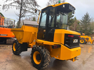 รถดัมพ์ JCB 6 ตัน แบบมีห้องโดยสาร ขับเคลื่อน 4 ล้อ เครื่องยนต์ดีเซล สำหรับขนส่งวัสดุก่อสร้างในเขตเมือง - Product Image 6