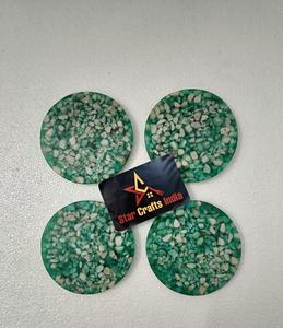 Ensemble de 4 dessous-de-verre de qualité supérieure en pierre naturelle incrustée de résine époxy, style mosaïque ambrée terrazzo - Product Image 5