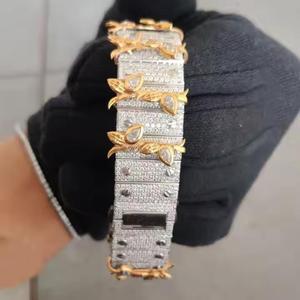 Montre Hip Hop de style vintage en édition limitée pour tenue décontractée et formelle avec mouvement à quartz en acier inoxydable et moissanite - Product Image 4