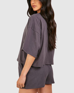 Conjunto de 2 Piezas Personalizado de la Mejor Calidad, Blusa Casual de Manga Corta con Encaje por Encima de la Rodilla y Pantalones Holgados 100% Algodón para Mujer - Product Image 4