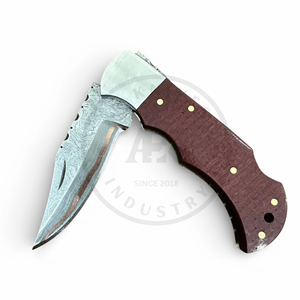 Couteau pliant artisanal en acier Damas avec logo personnalisé, verrouillage arrière, pour la chasse, EDC, allume-feu, lame en acier inoxydable, manche en bois - Product Image 5