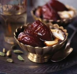 Bol à dattes en métal finition argentée contemporaine, bol de luxe pour la restauration, plat de service pour fruits secs, idéal pour le Ramadan, l'iftar et les repas à domicile - Product Image 5