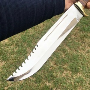 Cuchillo Bowie de Estilo Moderno Hecho a Mano con Hoja de Acero D2, Mango de Cuero y Funda de Cuero, Ajustable para Uso en Exteriores - Product Image 2