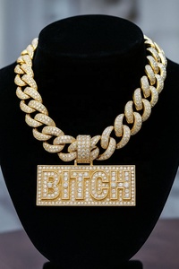 Collier chaîne cubaine en argent 925 plaqué or 14 carats pour homme avec pendentif lettre A en moissanite, style hip-hop, pour usage quotidien - Product Image 4