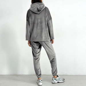 Conjunto Deportivo de Felpa Gris para Mujer, Sudadera con Capucha, Pantalones Deportivos, Atuendo Informal de Invierno, Manga Larga, Corte Holgado, Color Sólido, Transpirable - Product Image 2