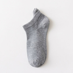 Men's/Women's Crew Sports <b>Socks</b> High Absorbent Cotton Knitted <b>Winter</b> with Custom Logo Cuff for Basketball Running <b>Socks</b> - Product Image 4