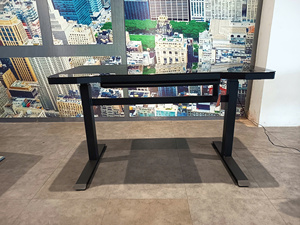 Bureau debout réglable moderne avec cadre en métal noir, bureau d'ordinateur autoportant, mobilier de bureau, usage domestique et commercial, LED - Product Image 2