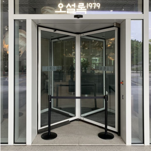 <span class=keywords><strong>Porte</strong></span> tournante automatique pour hôtels et bâtiments de luxe, système d'entrée en verre trempé imperméable avec finition haut de gamme et élégante - Product Image 5