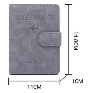 Portefeuille de voyage en cuir de vachette véritable avec logo personnalisé, accessoires de voyage, couverture de passeport vintage faite à la main - Product Image 4