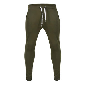 Survêtement pour homme en tissu haute performance avec design flexible, idéal pour les séances de sport, la course à pied et une utilisation quotidienne active. - Product Image 5