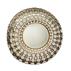 Espejo de Pared Redondo Estilo Bohemio con Marco de Latón y Diseño de Mosaico Circular, Arte Decorativo en Metal - Product Image 1
