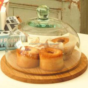 Présentoir à gâteaux rond en bois avec socle pour la présentation de desserts, pâtisseries et bonbons lors d'occasions spéciales - Product Image 6