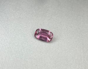 Zafiro rosa natural suelto, sin tratamiento térmico, zafiro rosa púrpura, corte cojín. - Product Image 2