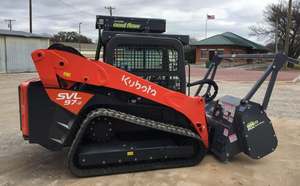 Chargeuse compacte sur chenilles KUBOTA SVL97-2 avec broyeur forestier, haute performance, système hydraulique robuste - Product Image 3