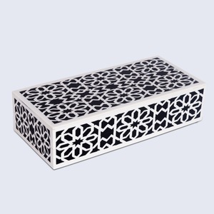 Boîte à bijoux décorative en os incrusté, cadeau et organisateur haut de gamme faits à la main - Product Image 1