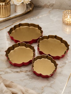 Juego de 4 Portavelas de Té Rojos de Terciopelo, Ideales para Mesas de Comedor, Centros de Mesa, Salas de Estar y Decoración Festiva - Product Image 3