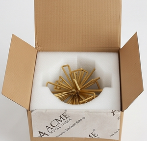Escultura Metálica Geométrica de Lujo Chapada en Oro, Arte Contemporáneo, Decoración de Mesa para el Hogar, Sala de Estar, Diseño Abstracto, Hecho a Mano - Product Image 6