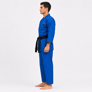 Kimono de karaté bleu personnalisé pour homme adulte, 100% coton, uniforme d'entraînement durable avec ceinture noire et logo frontal - Product Image 3