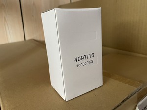 APLUS 97/10-10000 Agrafe en fer lisse type 4097, couronne 4,5 mm, tige 0,6x0,9 mm, longueur 10 mm, 10000 pièces/boîte - Product Image 3