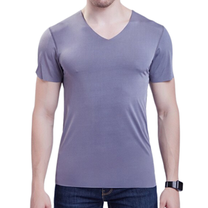 T-shirt en jersey de coton respirant à manches courtes pour homme, coupe ajustée, design personnalisé OEM, style sportif uni, idéal pour l'été et les tenues décontractées - Product Image 2