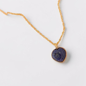 Collier pendentif cœur en lapis-lazuli naturel, plaqué or 14 carats, serti de zircone cubique fait main, chaînes tendance pour femme - Product Image 1