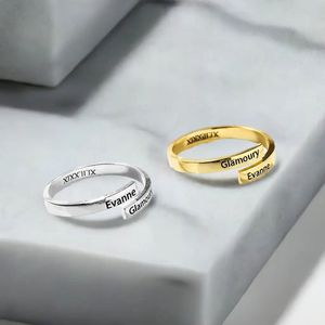 Anello Moda in Argento Sterling con 2 Nomi, Realizzato a Mano - Product Image 5