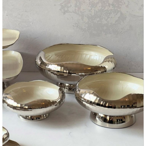 Bols de service de luxe en métal de haute qualité au design unique et élégant pour la cuisine - Product Image 3