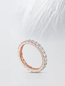 Anillo de Eternidad con Diamantes Cultivados en Laboratorio, Corte Asscher, Oro Amarillo - Product Image 5