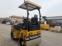 Nouvelle Compacte Compacteuse Routière Vibrante à Double Tambour XMR403 de 4 Tonnes de Marque Chinoise avec Force d'Excitation de 42 kN à Vendre
