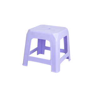 Práctico, elegante, ligero, bajo taburete de plástico, apartamento, escuela, duradero, moderno, muebles de sala de estar, apilable, respetuoso con el medio ambiente - Product Image 4