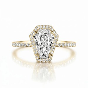 Bague de fiançailles demi-éternité avec halo de diamants de laboratoire taille cercueil et taille rond, certifiée IGI, couleur DEF, clarté VS VVS, en or massif 10K 14K 18K - Product Image 5