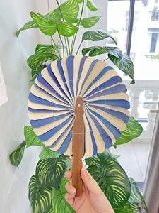 Abanico de Mano de Bambú Listo para Usar con Forro de Ratán, Pintado, Artesanía Ecológica para Bodas Boho, Decoración de Año Nuevo, Abanico de Coco - Product Image 2