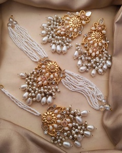Juego de Joyería de Acero Inoxidable Chapado en Oro de 3 Piezas de Primera Calidad para Mujer, Venta al por Mayor, Ideal para Bodas y Fiestas - Product Image 3