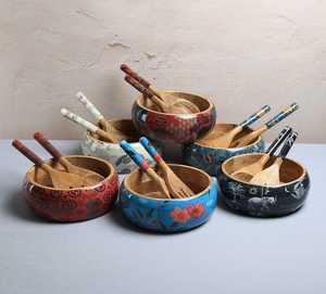 Bol à salade en bois émaillé imprimé, design unique, fait main, avec cuillère, vaisselle de service pour cuisine, salle à manger et réceptions - Product Image 1