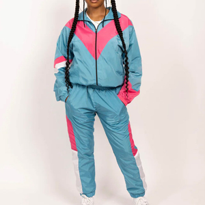 Conjunto de 2 piezas de chándal cortavientos de nailon liso, ligero y oversize, personalizado, estilo streetwear, para hombre y mujer - Product Image 1