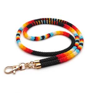 Cordon de cou perlé tendance, porte-badge élégant pour le bureau et les événements, au meilleur prix - Product Image 5