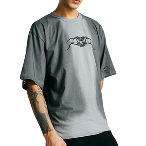 เสื้อยืดโอเวอร์ไซส์ลายกราฟิกผู้ชาย แขนสั้น คอกลม ทรงหลวม สไตล์สตรีทแวร์ลำลอง พิมพ์ลายกราฟิกมังกรด้านหลัง ขายส่ง - Product Image 1