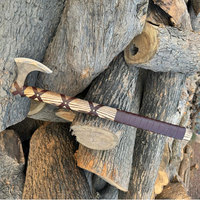 Hache Viking de qualité industrielle, style nordique, manche en bois gravé, lame en acier au carbone, poids de la tête de 31/2 lb, pour la survie